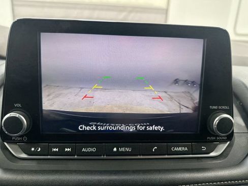 Used 2023 Nissan Rogue SV FWD image 23