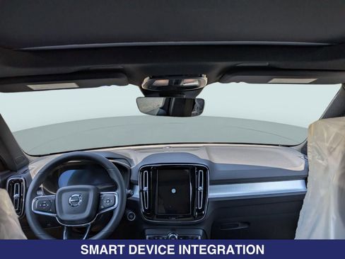 New 2026 Volvo XC40 B5 Ultra w/ Climate Package image 19