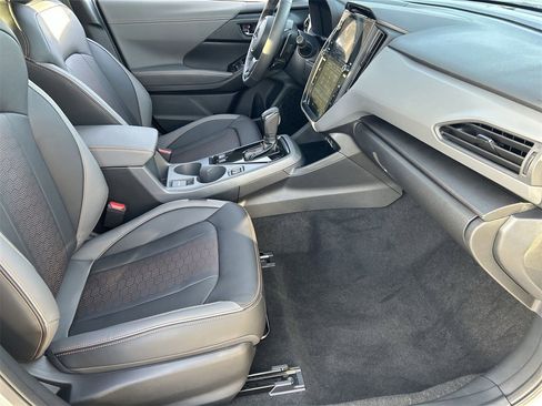 New 2026 Subaru Crosstrek 2.5i Limited w/ Crosstrek Mirror Package image 8