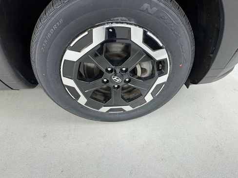 Used 2025 Hyundai Santa Fe SEL AWD/4WD image 9