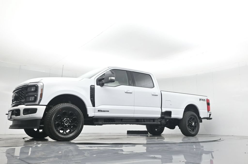 New 2026 Ford F250 Lariat w/ Black Appearance Package AWD/4WD image 32