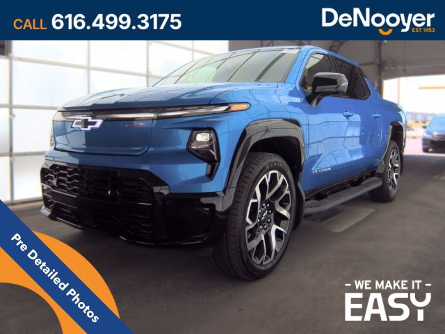 Used 2025 Chevrolet Silverado EV RST AWD/4WD image 1