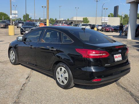 Used 2016 Ford Focus S FWD image 7