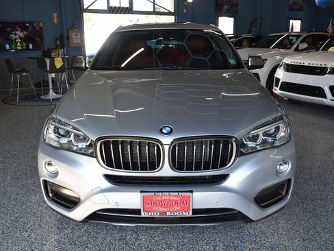 Used 2018 BMW X6 xDrive35i w/ Premium Package Essential AWD/4WD image 12