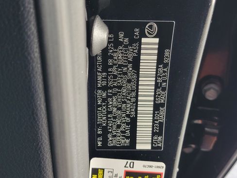 Used 2020 Lexus ES 350 w/ Premium Package image 19