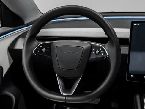 Used 2024 Tesla Model 3 Standard Range RWD image 17