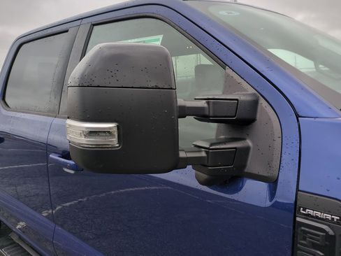 New 2026 Ford F250 Lariat w/ Black Appearance Package image 12