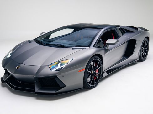 Used 2015 Lamborghini Aventador LP 700-4 image 42