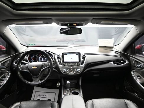 Used 2016 Chevrolet Malibu LT w/ Leather Package FWD image 18