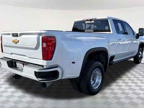 Used 2022 Chevrolet Silverado 3500 High Country w/ Safety Package II AWD/4WD image 5