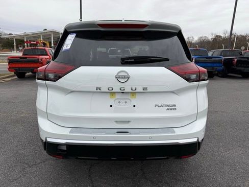 New 2026 Nissan Rogue Platinum w/ Platinum Premium Package image 6