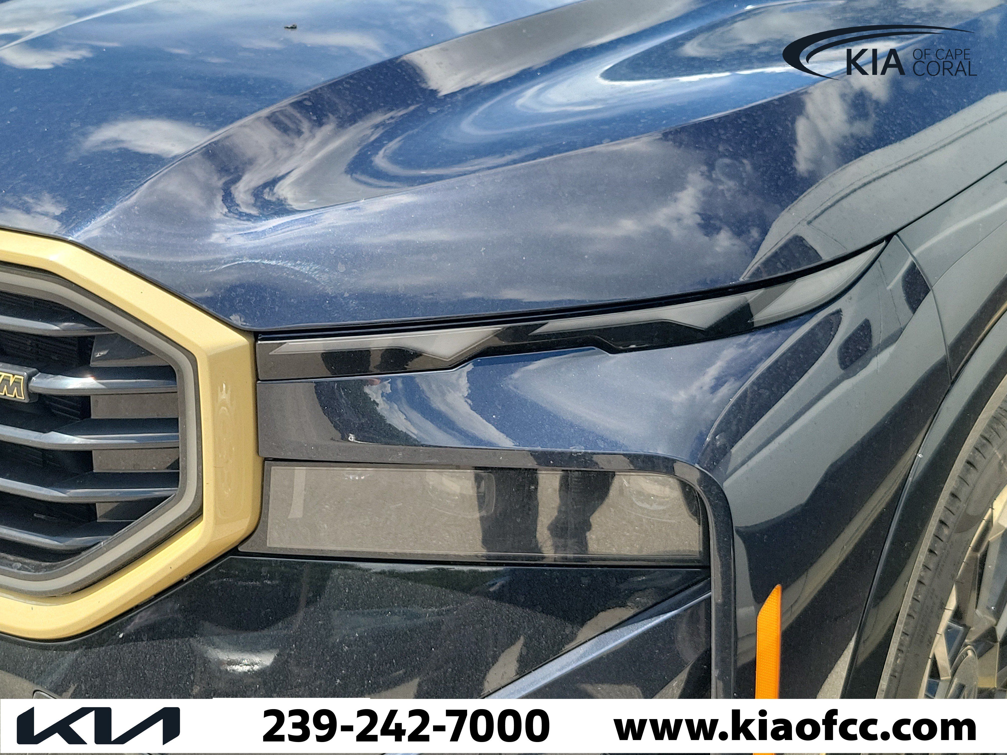 Used 2023 BMW XM AWD/4WD image 10