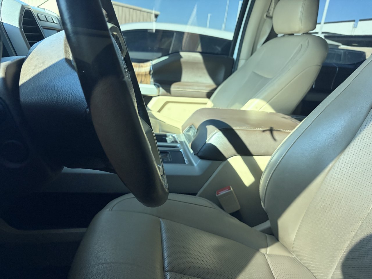Used 2020 Ford F150 Lariat w/ Equipment Group 502A Luxury AWD/4WD image 6