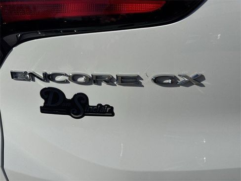 Used 2022 Buick Encore GX Select image 34