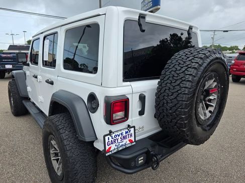 Used 2022 Jeep Wrangler Unlimited Sport w/ Sun And Sound Package AWD/4WD image 6