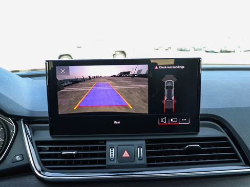 Used 2023 Audi Q5 2.0T Premium w/ Convenience Package image 35