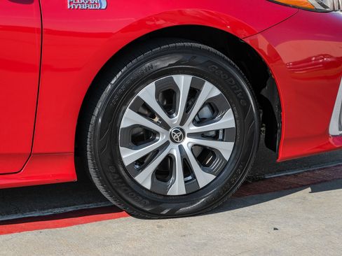 Used 2021 Toyota Prius Prime XLE image 49