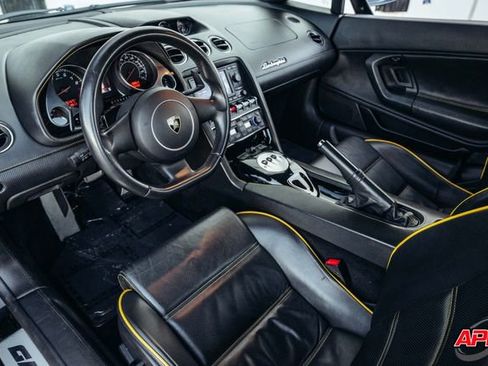Used 2013 Lamborghini Gallardo LP 550-2 image 2
