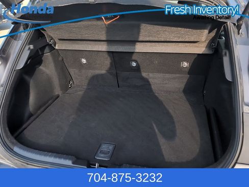 Used 2021 Toyota Corolla SE image 11