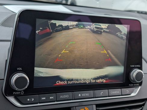 Certified 2025 Nissan Altima 2.5 SV image 14