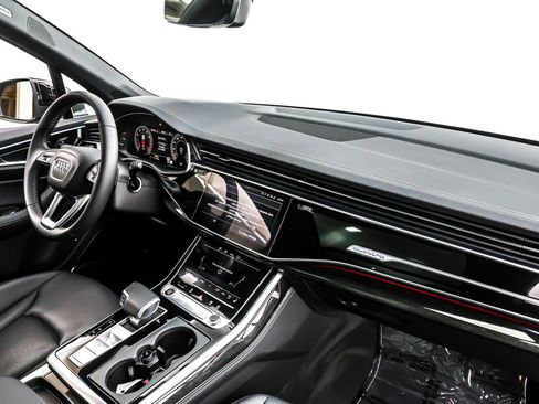 Used 2025 Audi Q7 3.0T Premium Plus w/ Premium Plus Package image 17