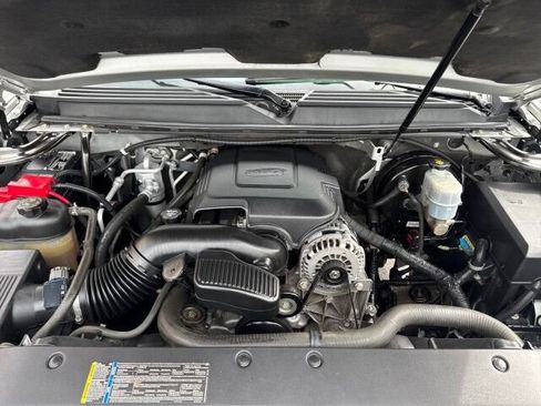 Used 2010 Chevrolet Tahoe LT AWD/4WD image 19
