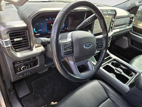 Used 2023 Ford F250 Lariat w/ Lariat Ultimate Package AWD/4WD image 9