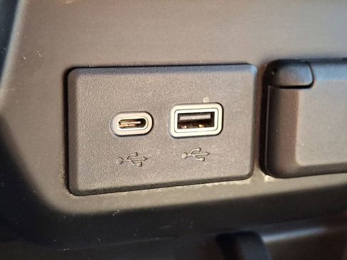 Used 2020 GMC Sierra 1500 AT4 w/ AT4 Premium Package image 24