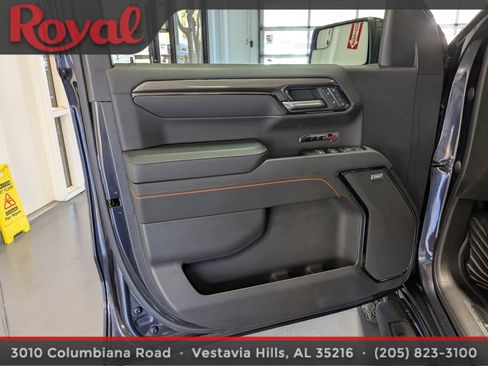 Used 2022 GMC Sierra 1500 AT4 w/ AT4 Preferred Package image 16