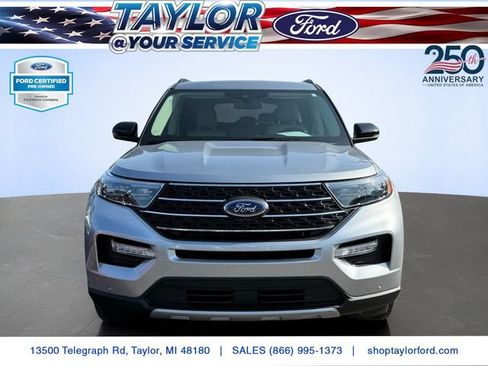 Certified 2023 Ford Explorer XLT w/ Equipment Group 202A AWD/4WD image 3