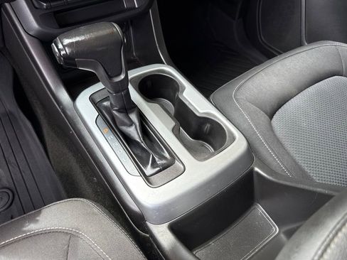 Used 2017 Chevrolet Colorado LT w/ LT Convenience Package AWD/4WD image 15