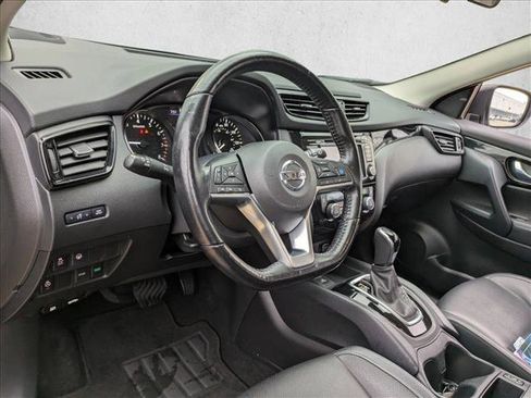 Used 2021 Nissan Rogue Sport SL image 10
