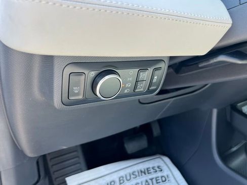 Used 2024 Ford Mustang Mach-E Premium AWD/4WD image 10