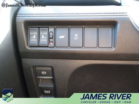 Used 2025 Honda Odyssey EX-L image 31
