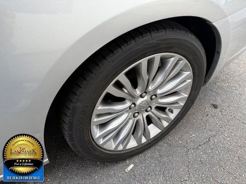 Used 2012 Chrysler 200 Limited image 20