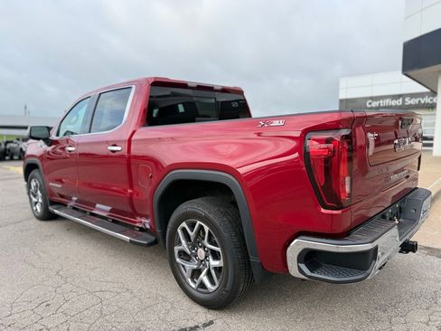 Used 2023 GMC Sierra 1500 SLT w/ SLT Premium Plus Package AWD/4WD image 6