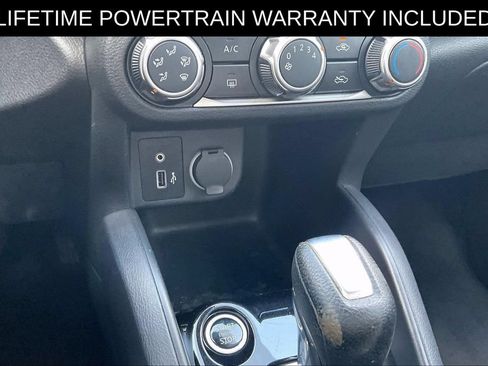 Used 2020 Nissan Kicks S FWD image 23