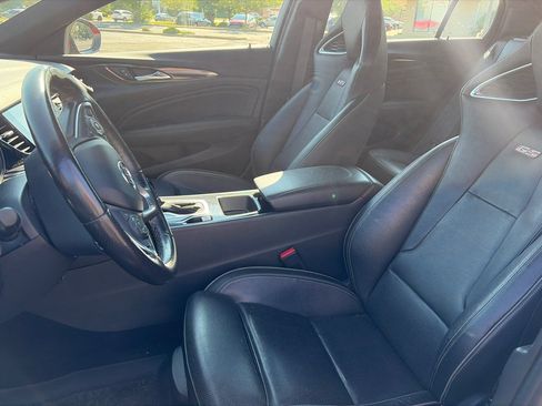 Used 2019 Buick Regal GS AWD/4WD image 16