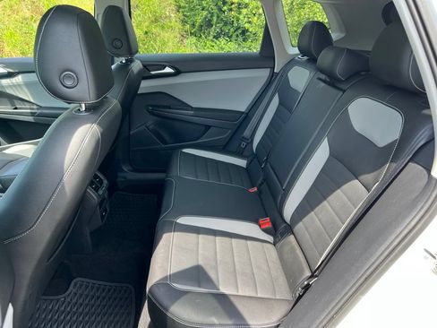 Certified 2023 Volkswagen Taos SEL AWD/4WD image 25