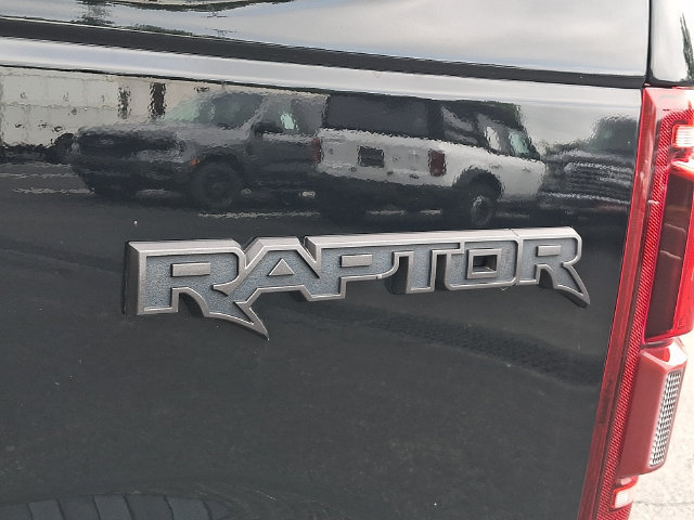 Certified 2017 Ford F150 Raptor w/ Equipment Group 802A Luxury AWD/4WD image 36