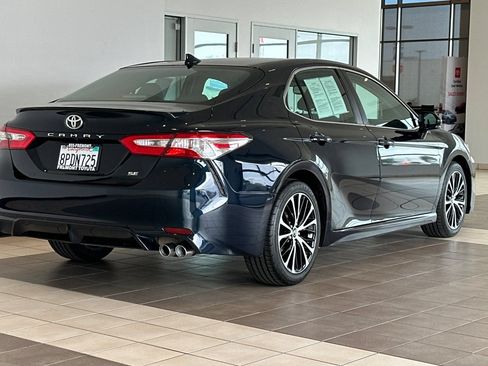 Certified 2020 Toyota Camry SE w/ Convenience Package FWD image 4