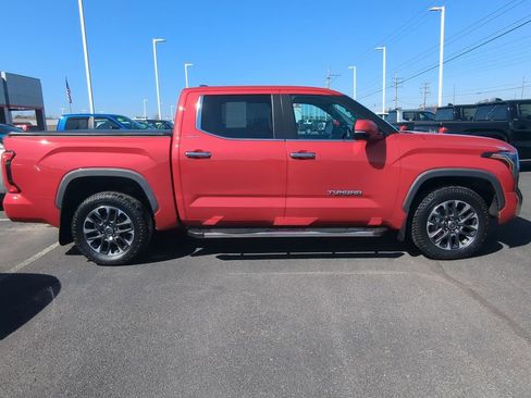 Used 2024 Toyota Tundra Limited image 9