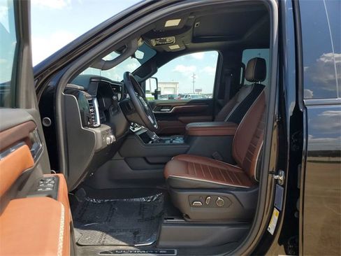 Certified 2024 GMC Sierra 2500 Denali Ultimate w/ Max Trailering Package image 20