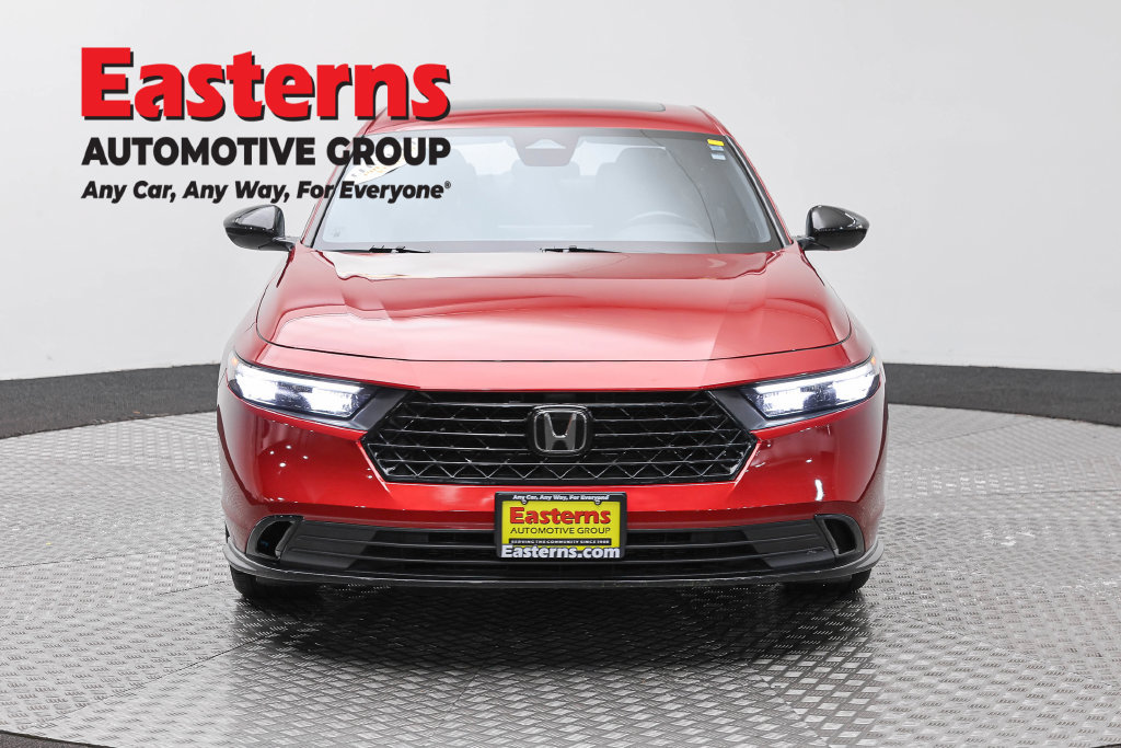 Used 2024 Honda Accord Sport image 3