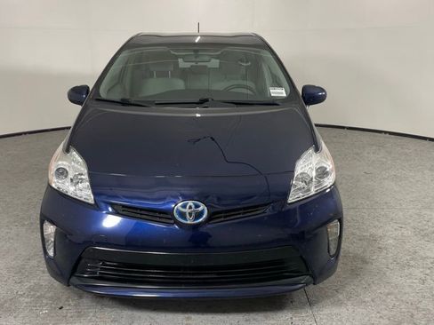 Used 2013 Toyota Prius Three w/ Preferred Accessory Pkg image 8