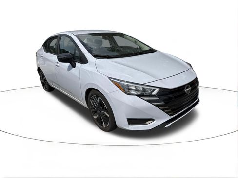 Used 2024 Nissan Versa SR FWD image 1