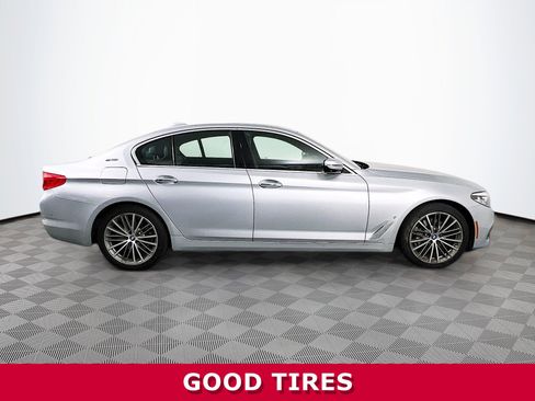 Used 2018 BMW 530e xDrive image 34