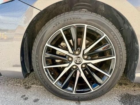 Certified 2021 Toyota Camry SE FWD image 8