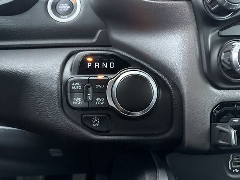 Used 2023 RAM 1500 Big Horn AWD/4WD image 21