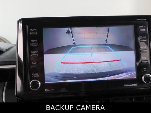 Used 2022 Toyota Corolla SE FWD image 18